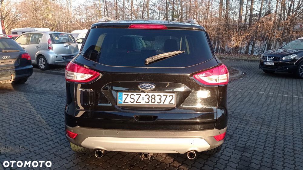 Ford Kuga 2.0 TDCi 4x4 Titanium - 14