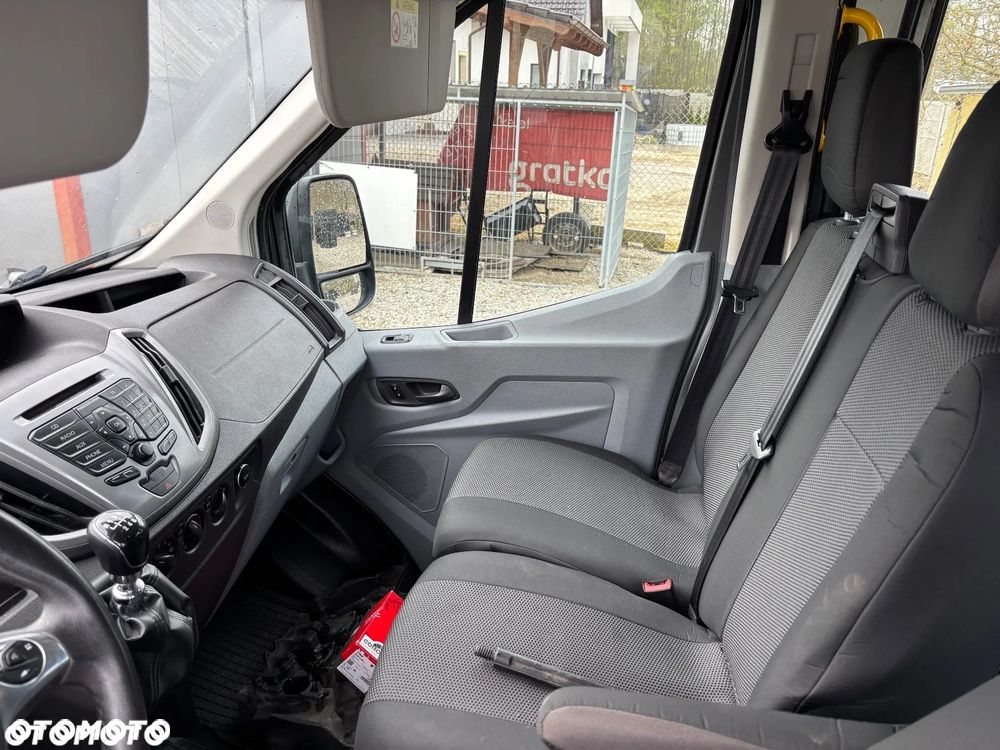 Ford Transit L4 RWD Ambiente - 10