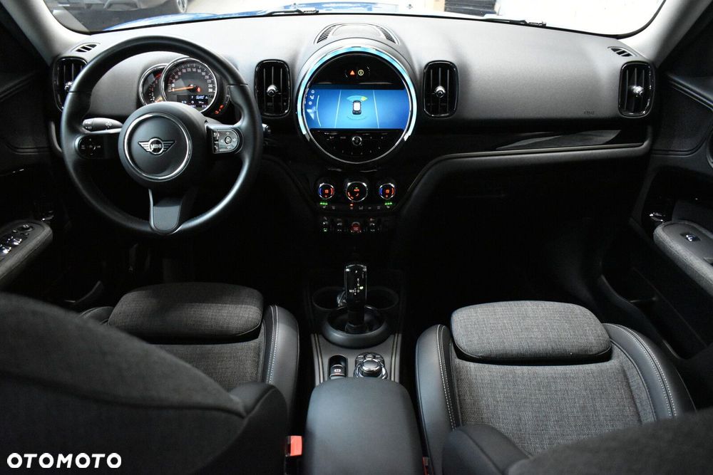MINI Countryman Cooper Classic Trim - 7