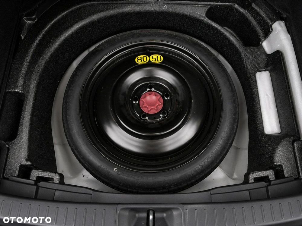 Toyota Corolla 1.8 Hybrid Comfort - 9