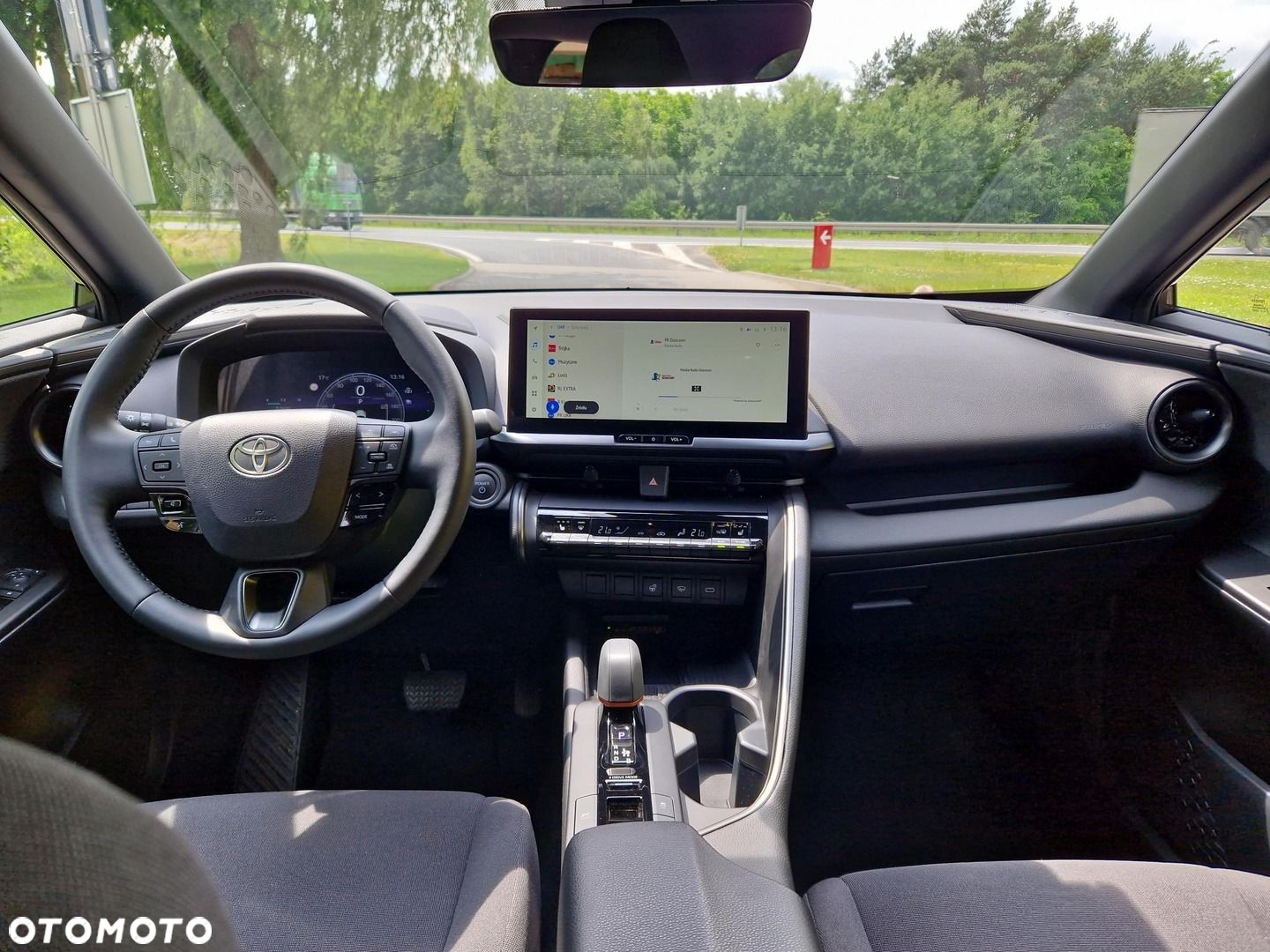 Toyota C-HR - 11