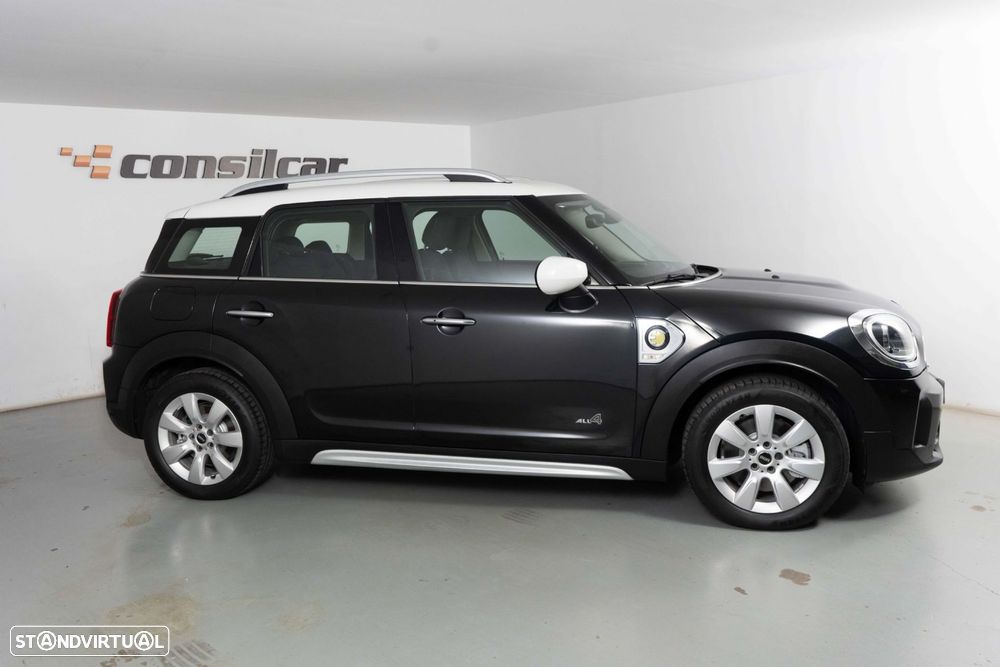 MINI Countryman Cooper SE ALL4 Auto - 6