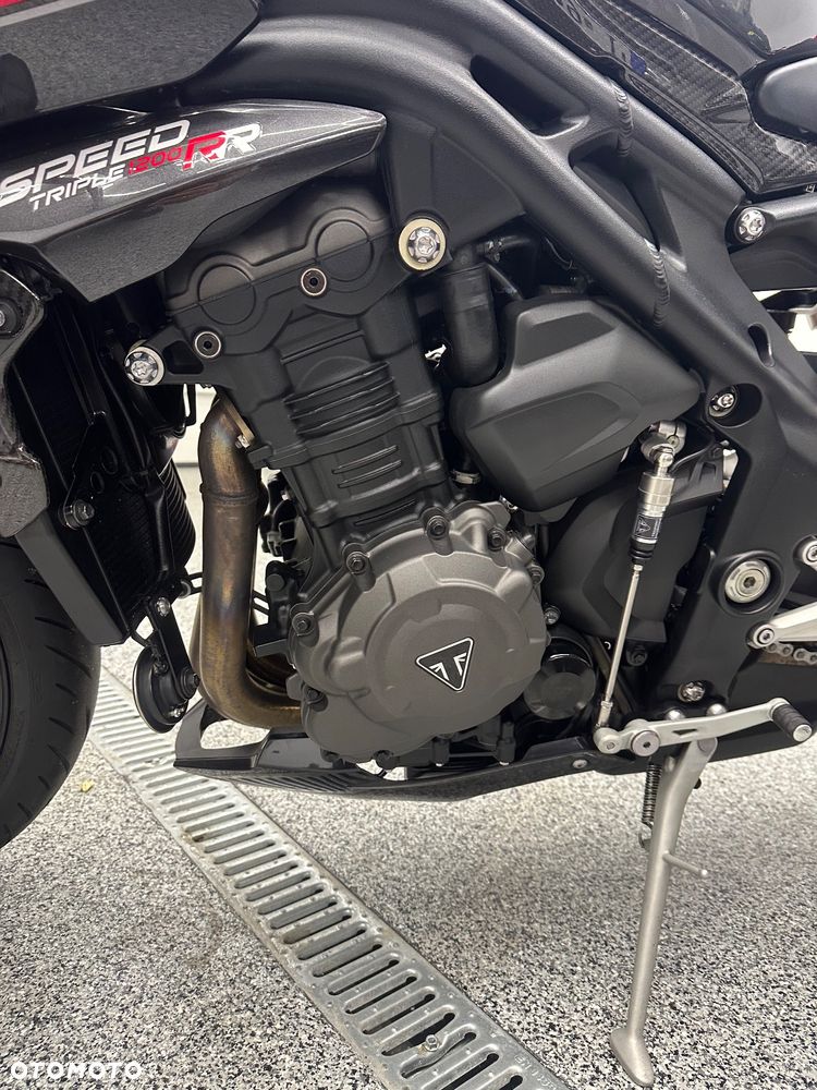 Triumph Speed Triple - 18