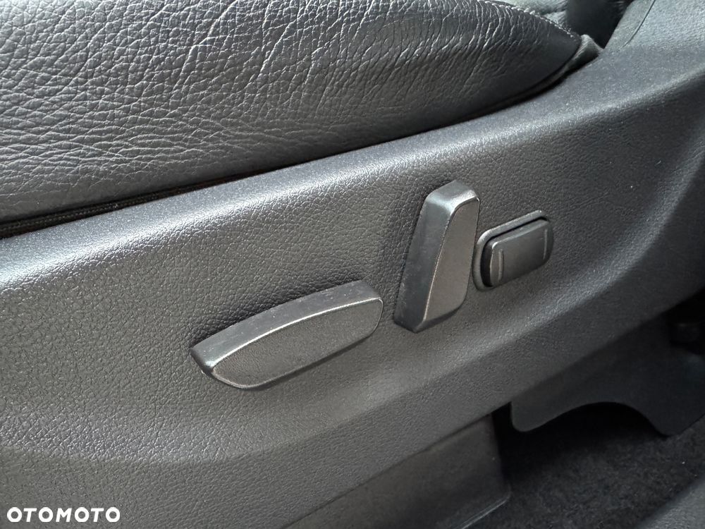 Mercedes-Benz Klasa X POWER EDITION - 14