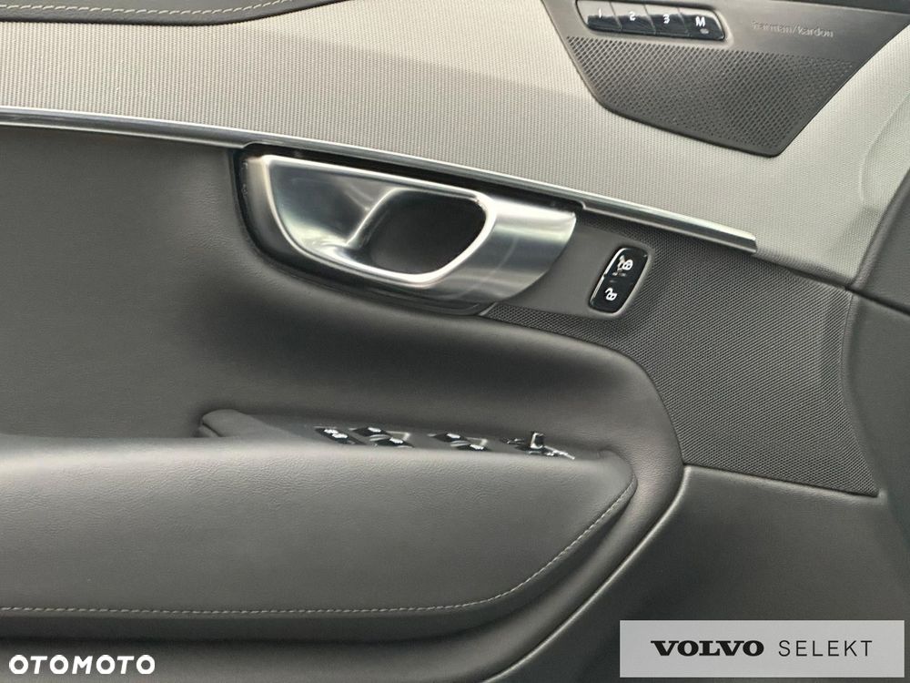 Volvo XC 90 - 16