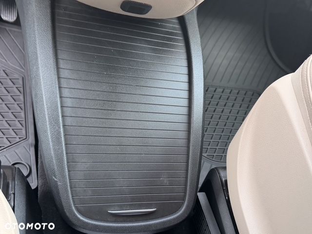 Mercedes-Benz Klasa V 250 d 4-Matic Avantgarde 7G-Tronic (d³ugi) - 26