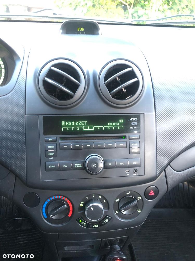 Chevrolet Aveo 1.2 16V LT EU5 - 11