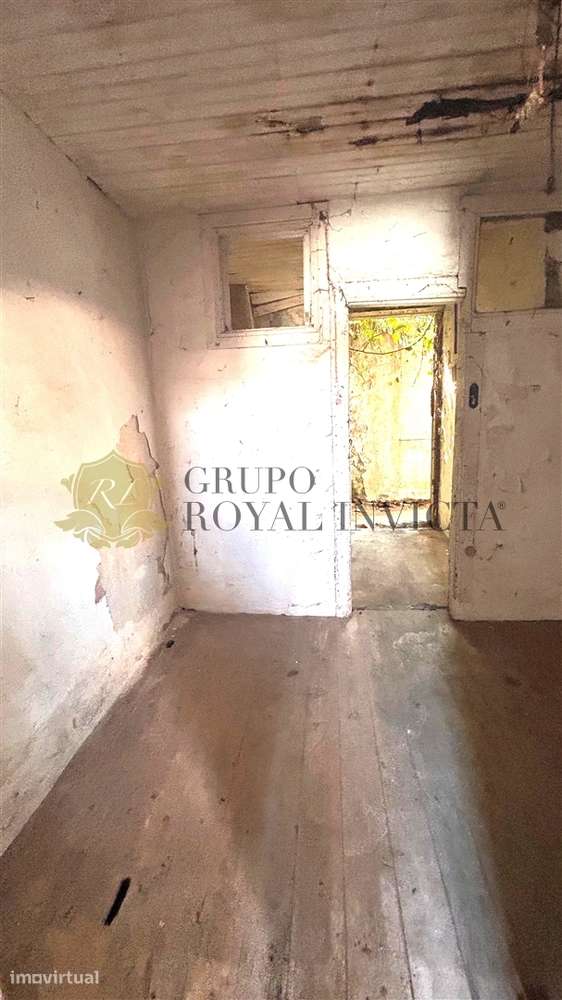 Terreno com Casa em Pedra para Reabilitação – Campanhã, Porto - Grande imagem: 5/19