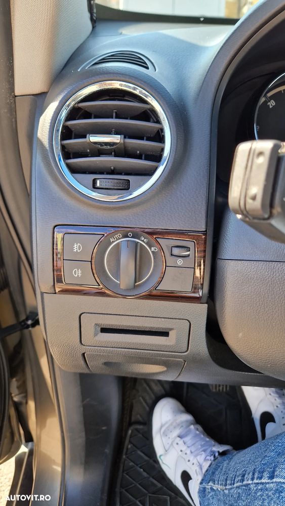 Opel Antara 2.0 Cosmo - 12