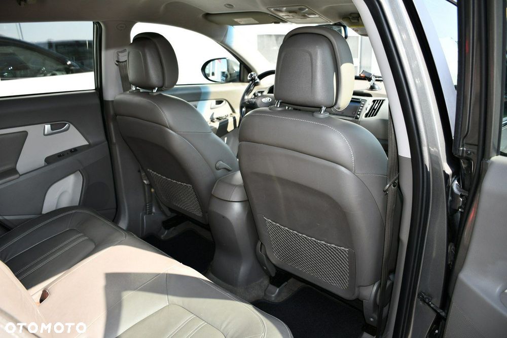 Kia Sportage 1.7 CRDI 2WD Attract - 27