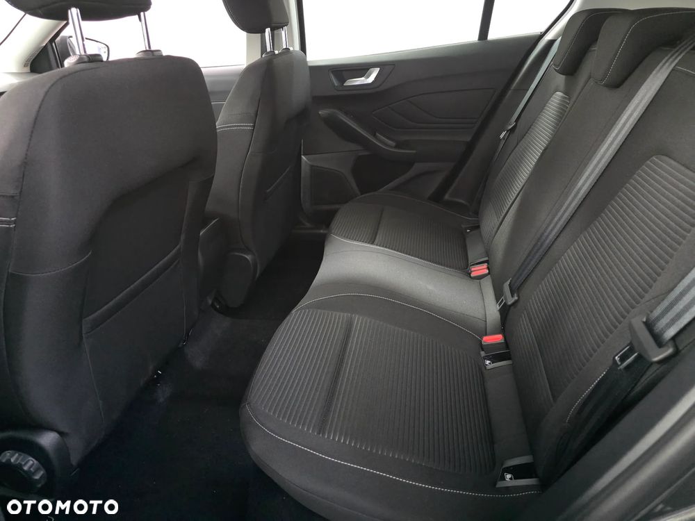 Ford Focus 1.0 EcoBoost mHEV Titanium - 8