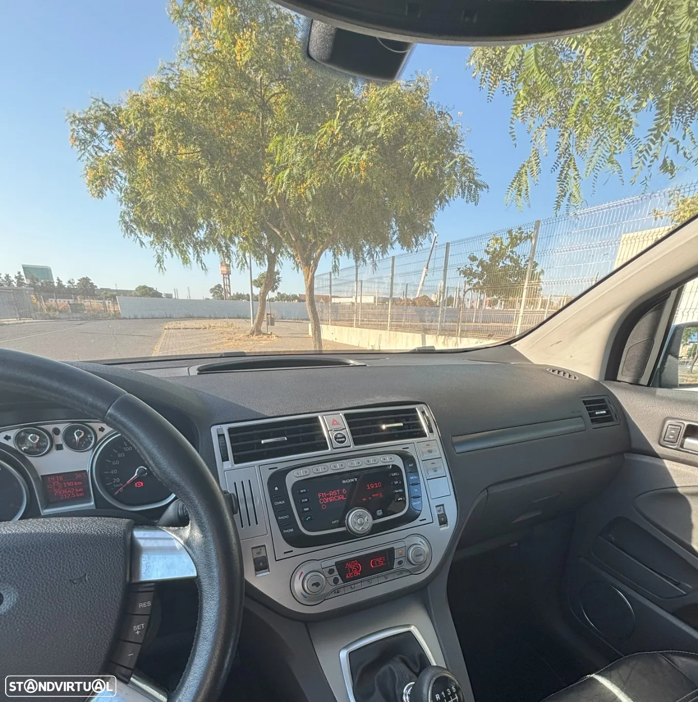 Ford Kuga 2.0 TDCi Titanium - 10