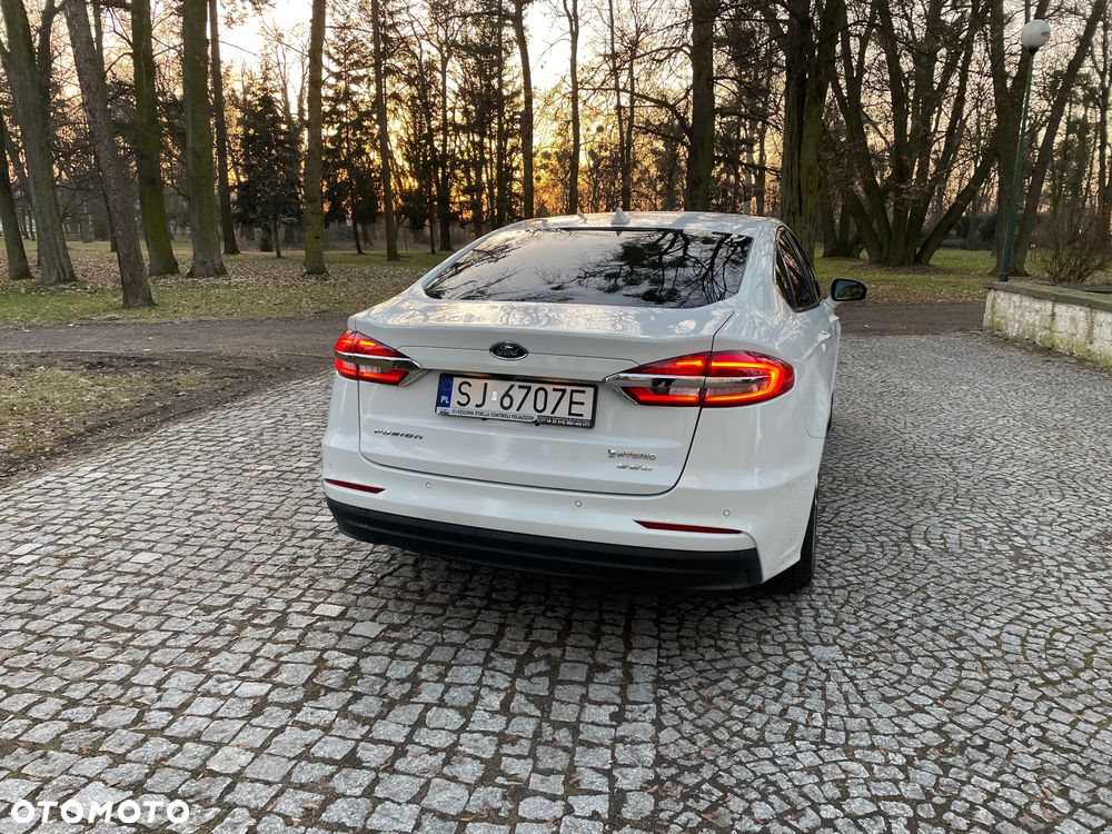 Ford Mondeo - 4