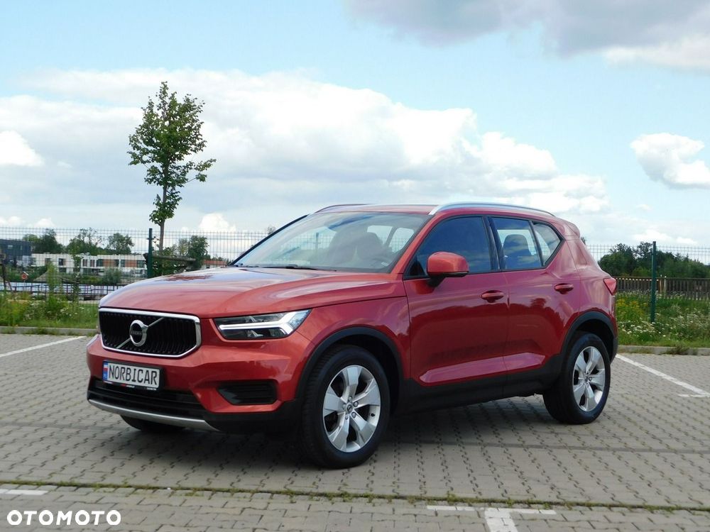 Volvo XC 40 T3 Geartronic Momentum Pro - 27