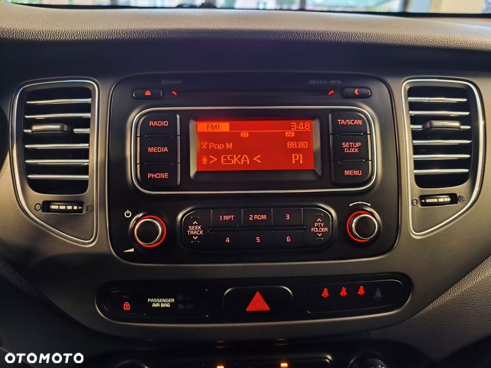 Kia Carens 1.6 GDI ISG Vision - 14