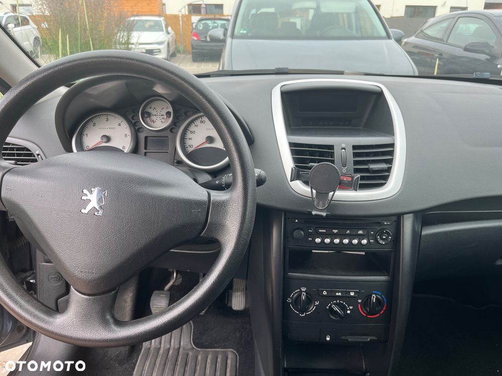 Peugeot 207 1.4 HDi Presence - 6