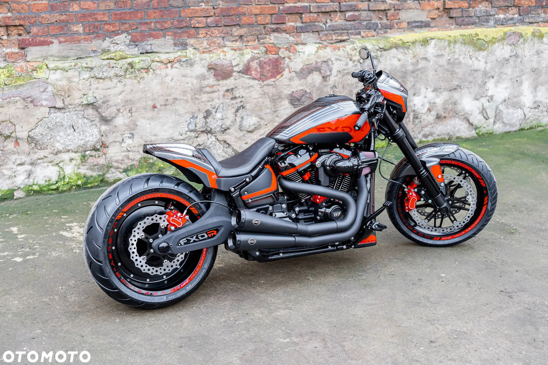 Harley-Davidson Softail FXDR - 10