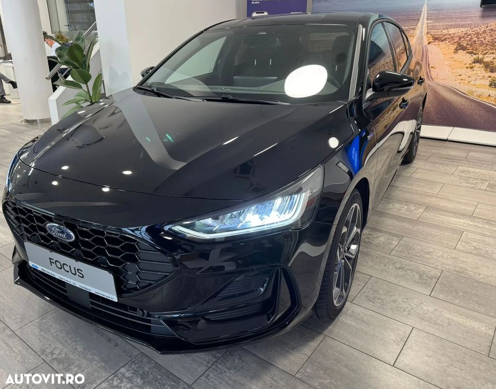 Ford Focus 1.0 EcoBoost Hybrid Aut. ST-LINE X - 2