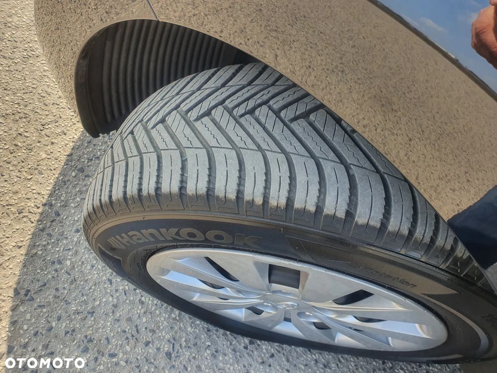 Hyundai i30 blue 1.6 CRDi Classic Navigation - 31