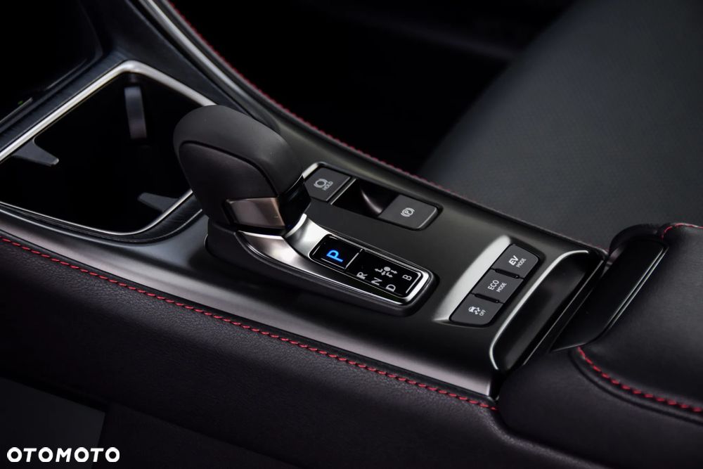 Lexus LBX 1.5 Hybrid Emotion - 14