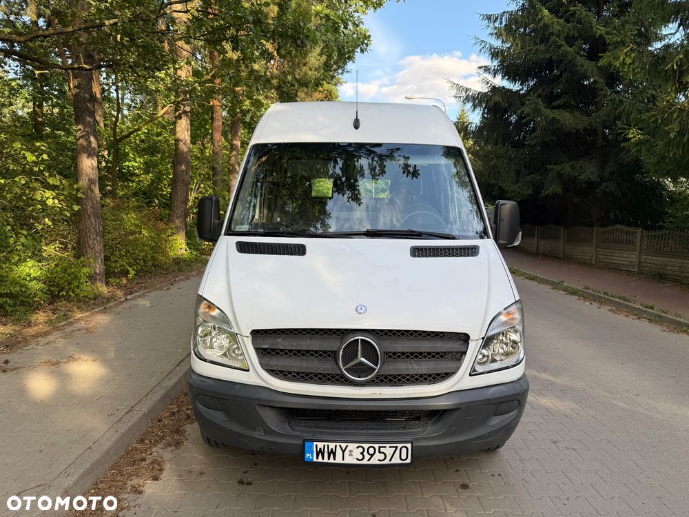 Mercedes-Benz Sprinter - 5