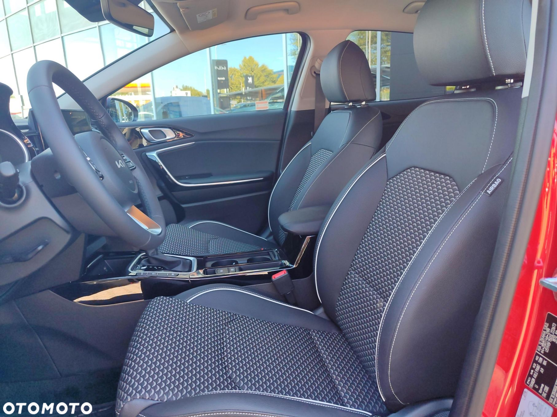 Kia XCeed - 4