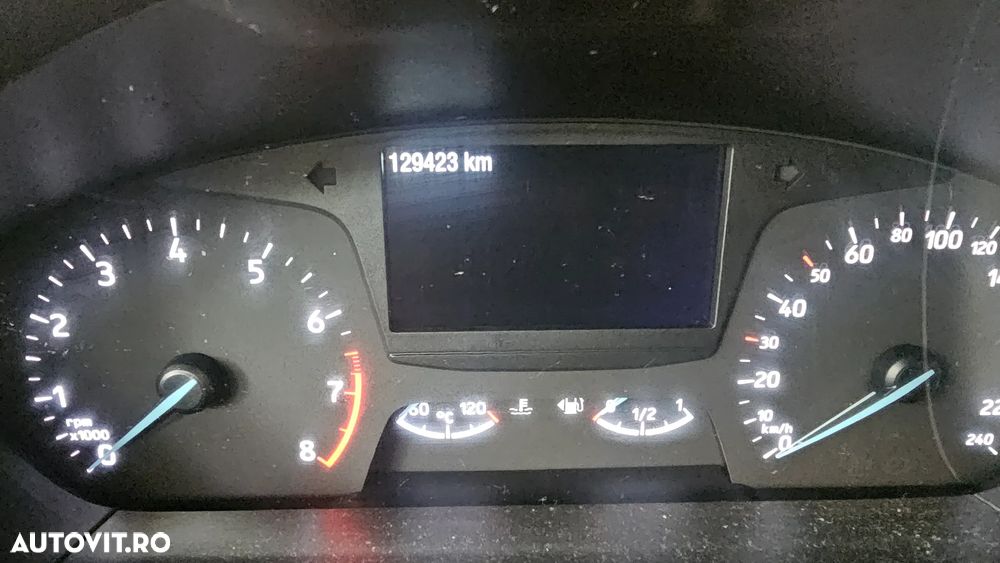 Ford Focus 1.0 EcoBoost Trend Edition - 23