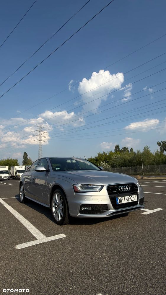 Audi A4 Limousine - 4