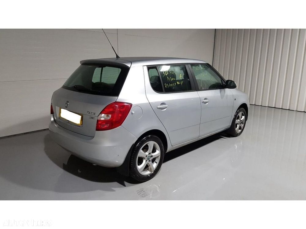 Debitmetru aer Skoda Fabia II 2011 hatchback 1.2 - 7