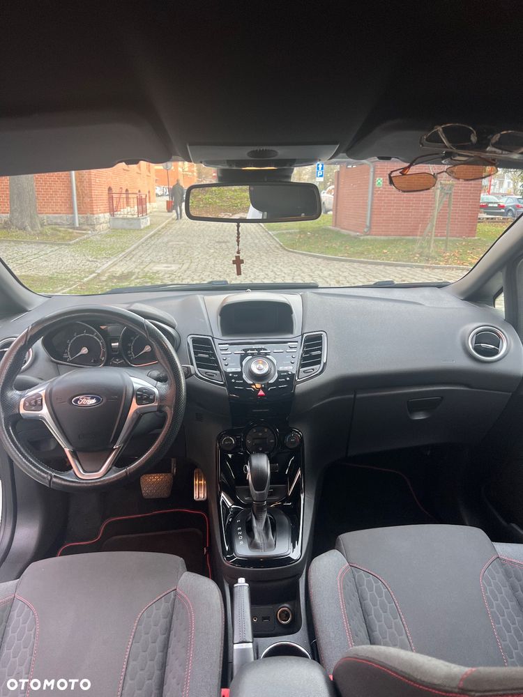 Ford Fiesta - 7