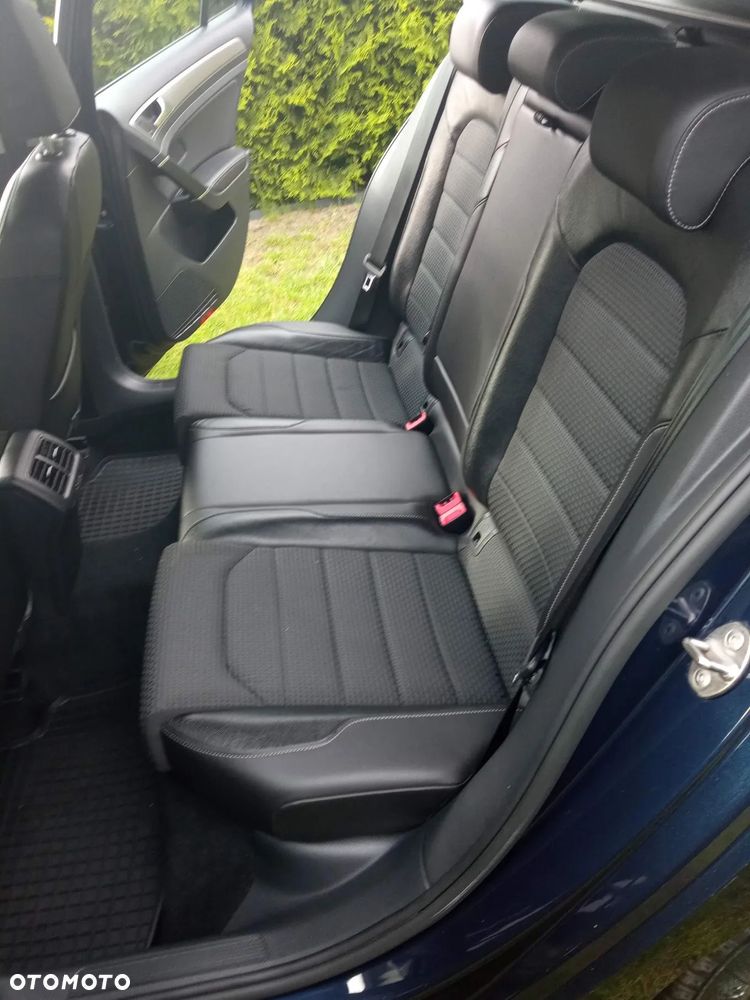 Volkswagen Golf 2.0 TDI (BlueMotion Technology) Highline - 4