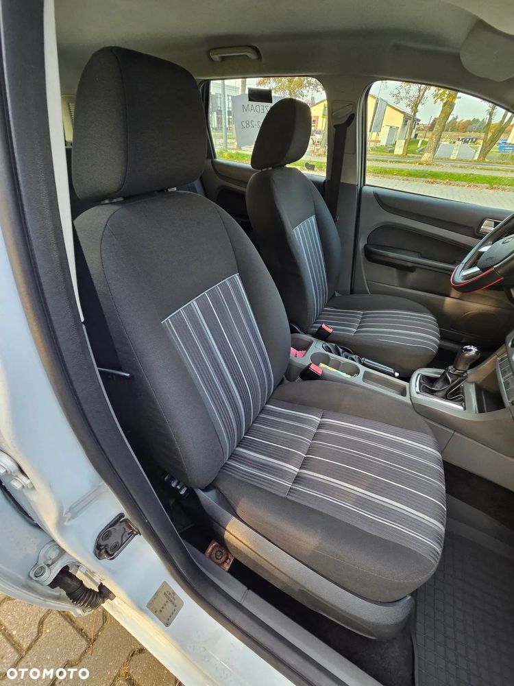 Ford Focus - 7