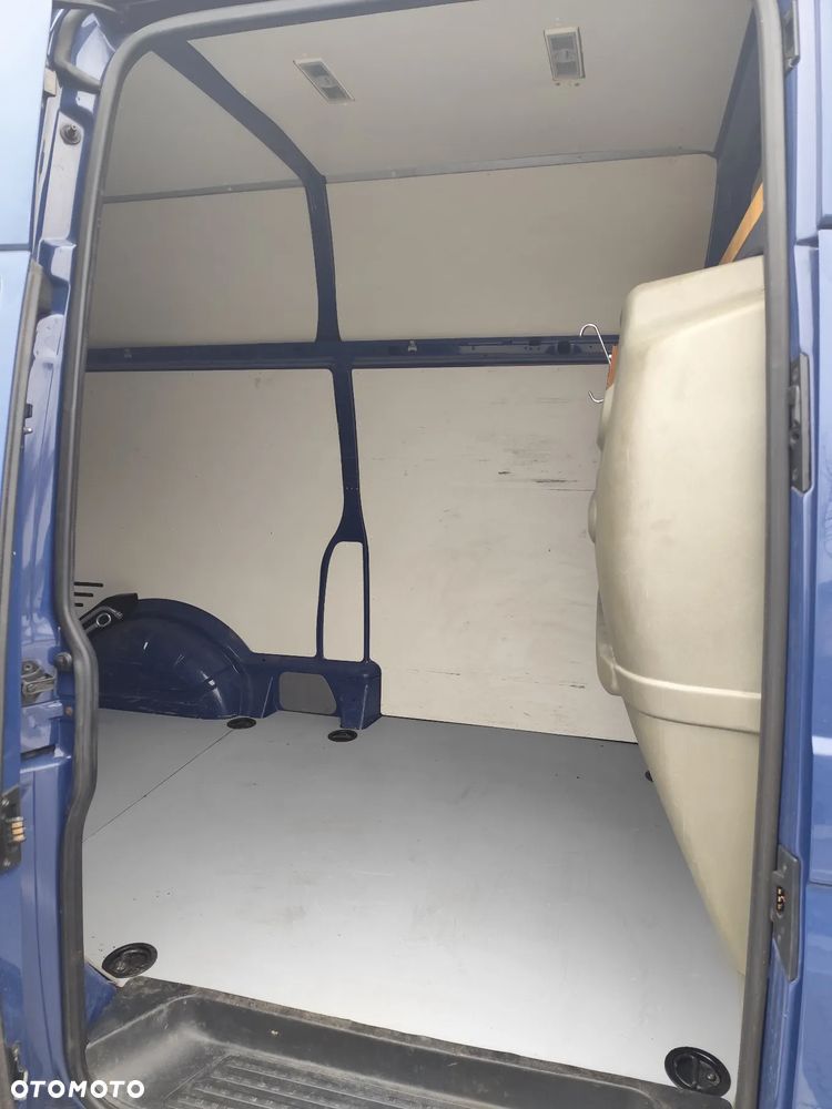 Volkswagen transporter - 12