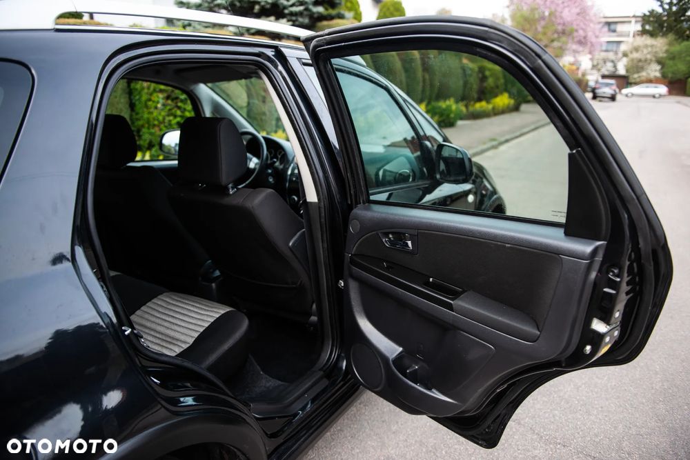 Fiat Sedici 2.0 Multijet DPF 4x2 Emotion - 29