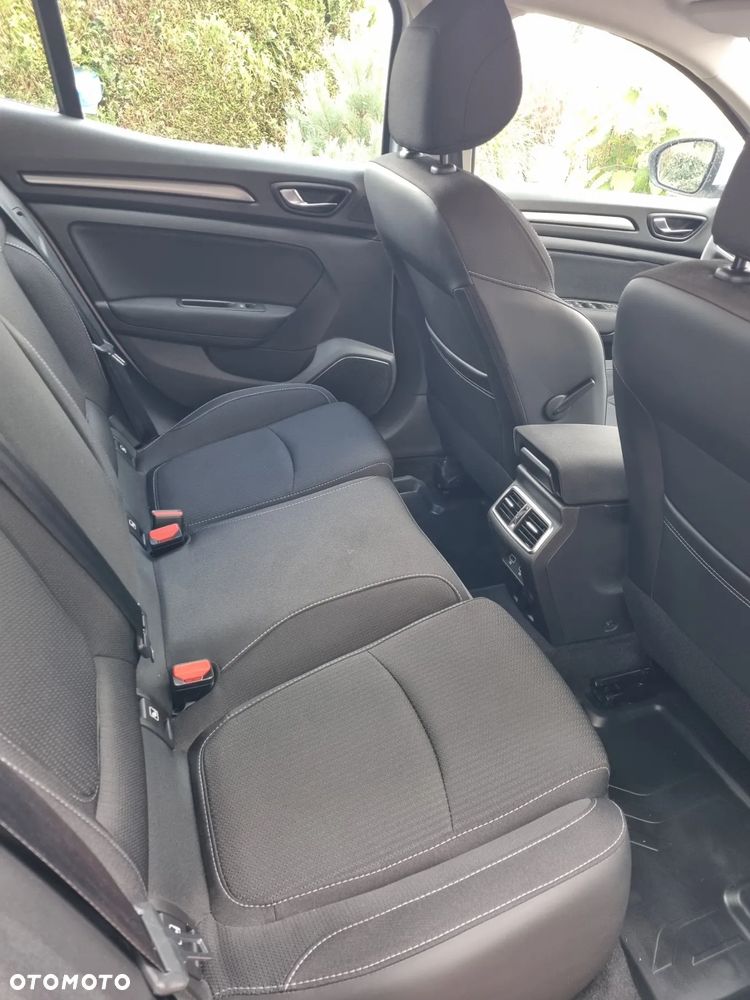 Renault Megane TCe 140 GPF ZEN - 11