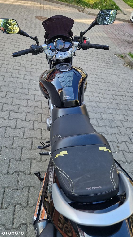 Suzuki GW 250 - 8