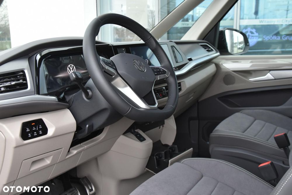 Volkswagen Multivan - 17