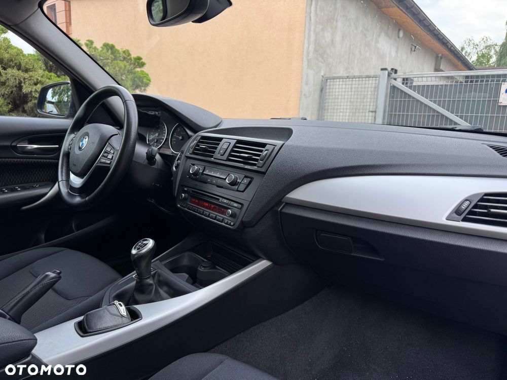 BMW Seria 1 116i Sport Line - 9