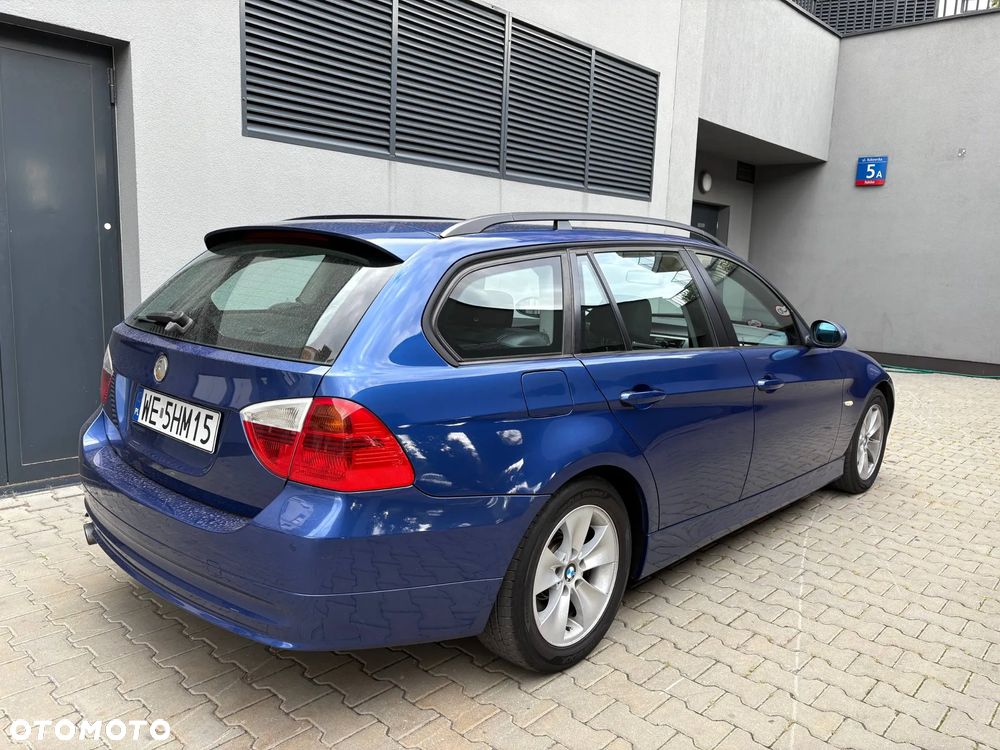 BMW Seria 3 320i - 6