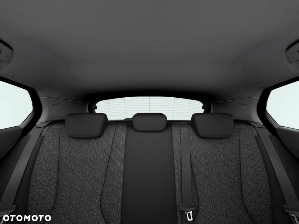 BMW Seria 1 120 mHEV - 10