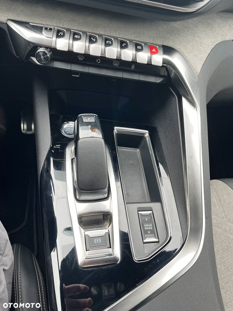 Peugeot 3008 - 20