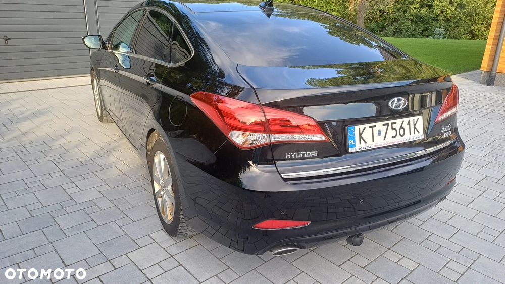 Hyundai i40 1.7 CRDi Comfort DCT - 2