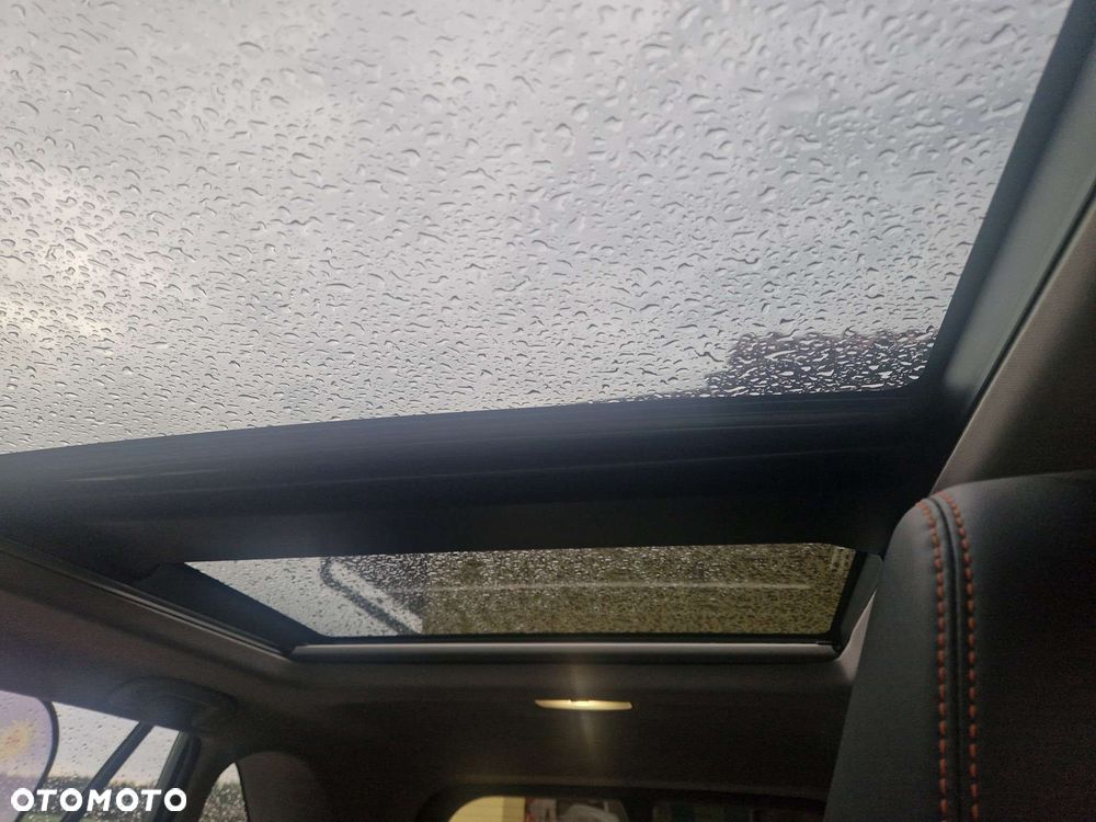 Toyota RAV4 - 8