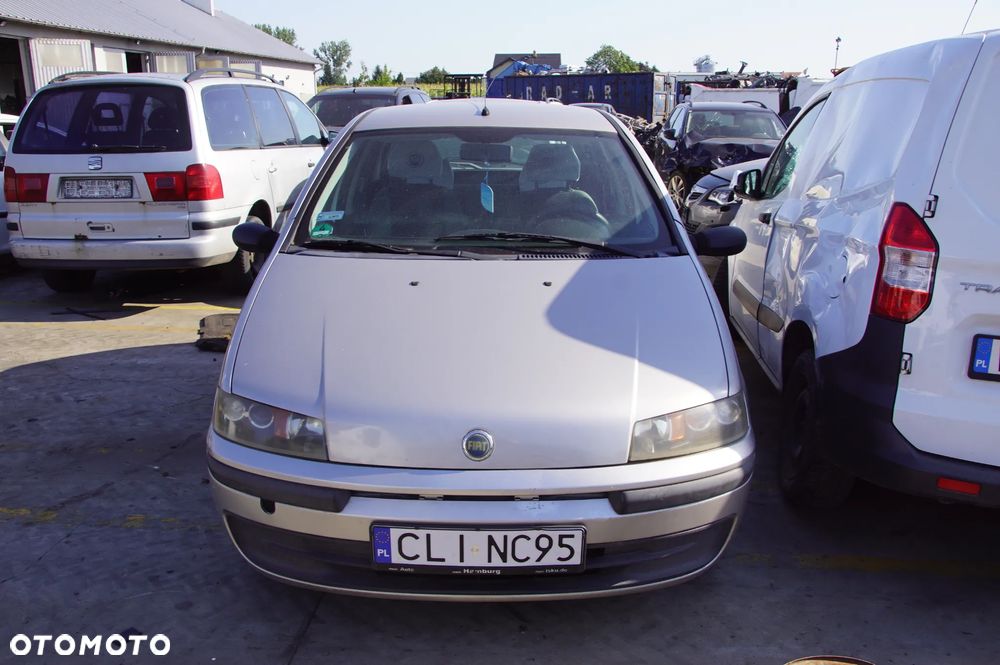 Auto na części - Fiat Punto II 1.2 8V 60 KM 188A4000 2003R Silnik Skrzynia Drzwi Maska Klapa Zderzak Błotnik Szyba Lusterko Deska Kokpit Sterownik Moduł Licznik Kierownica - 2