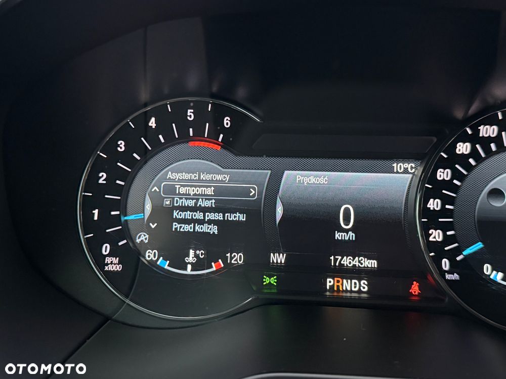 Ford S-Max 2.0 EcoBlue Titanium - 34