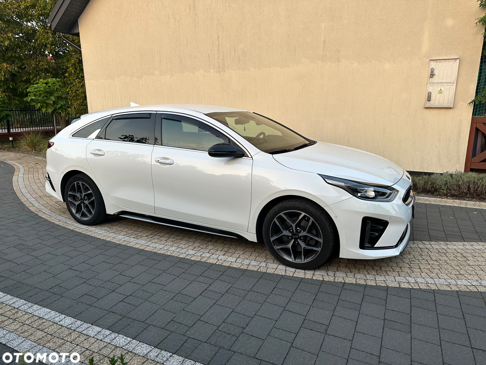 Kia ProCeed 1.6 CRDi GT Line DCT - 8