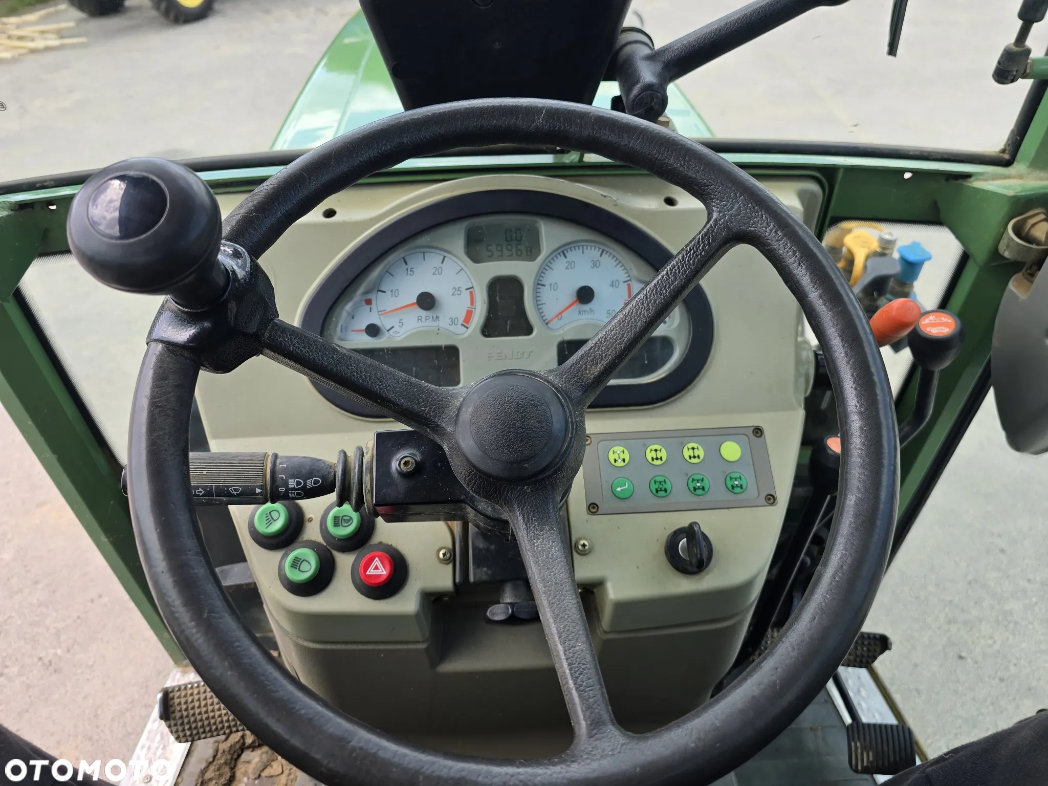 Fendt 208F - 8