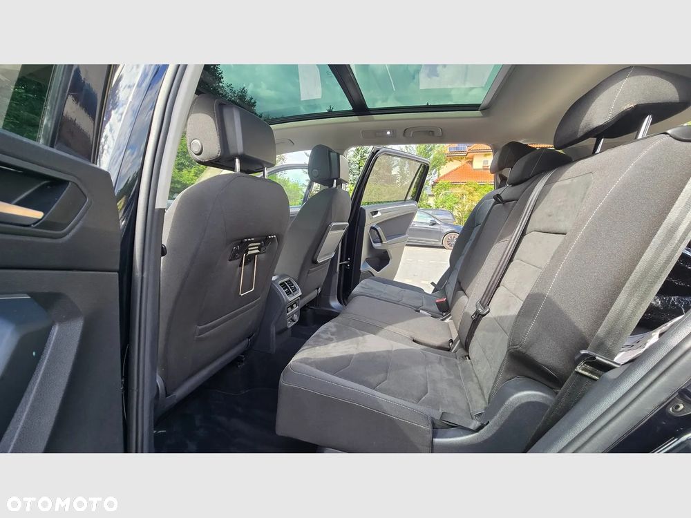 Volkswagen Tiguan - 10