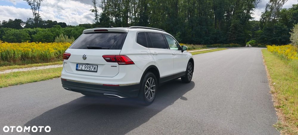 Volkswagen Tiguan Allspace - 11