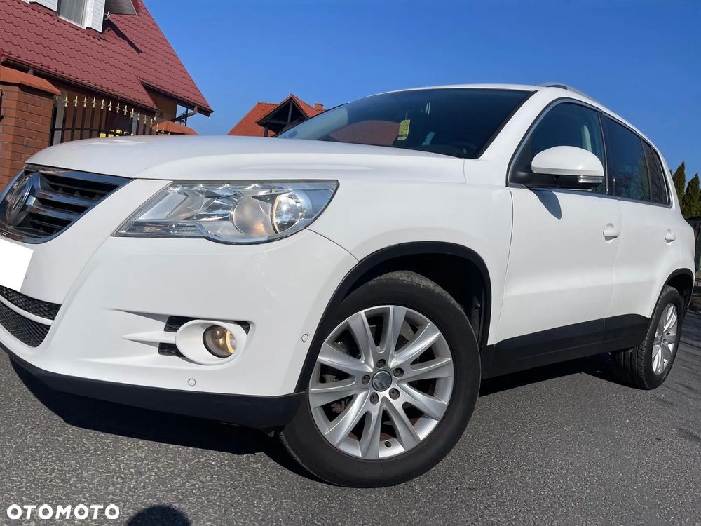 Volkswagen Tiguan 2.0 TDI DPF BlueMotion Technology Sport & Style - 31